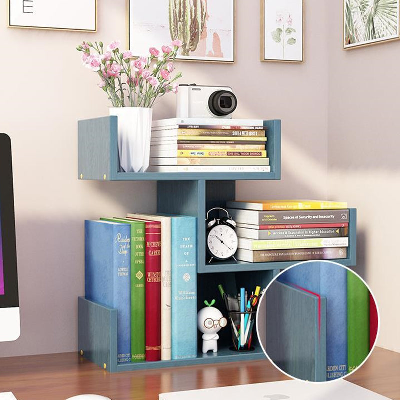 Libreria in legno ingegnerizzato in ingegnerizzato in ingegnerizzato in stile moderno con mensole con scaffali