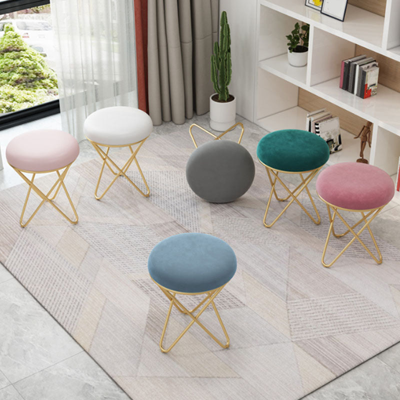 Moderner Goldstandard -Samt -Trea -resistentes Standard für das Wohnzimmer