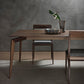 Moderne rechthoekige donkerbruine houten eettafel met 4 poten
