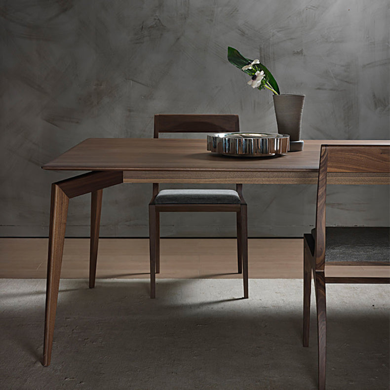 Moderne rechthoekige donkerbruine houten eettafel met 4 poten