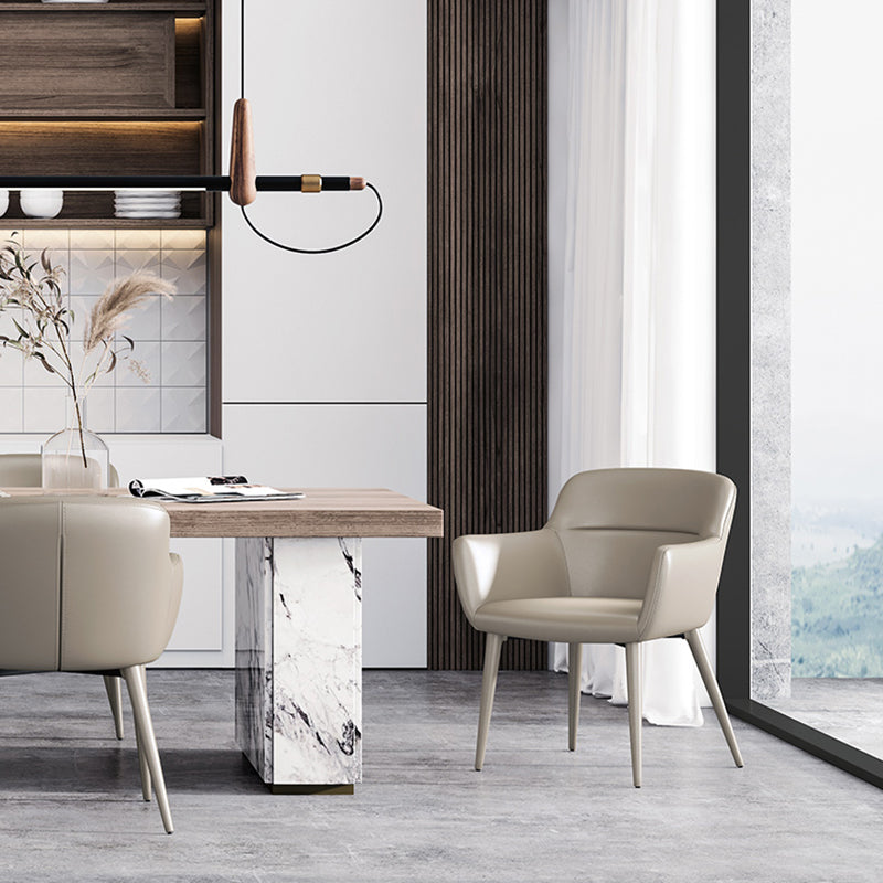 Zeitgenössische künstliche Lederarm -Speisen und Akzentstühle in Grau