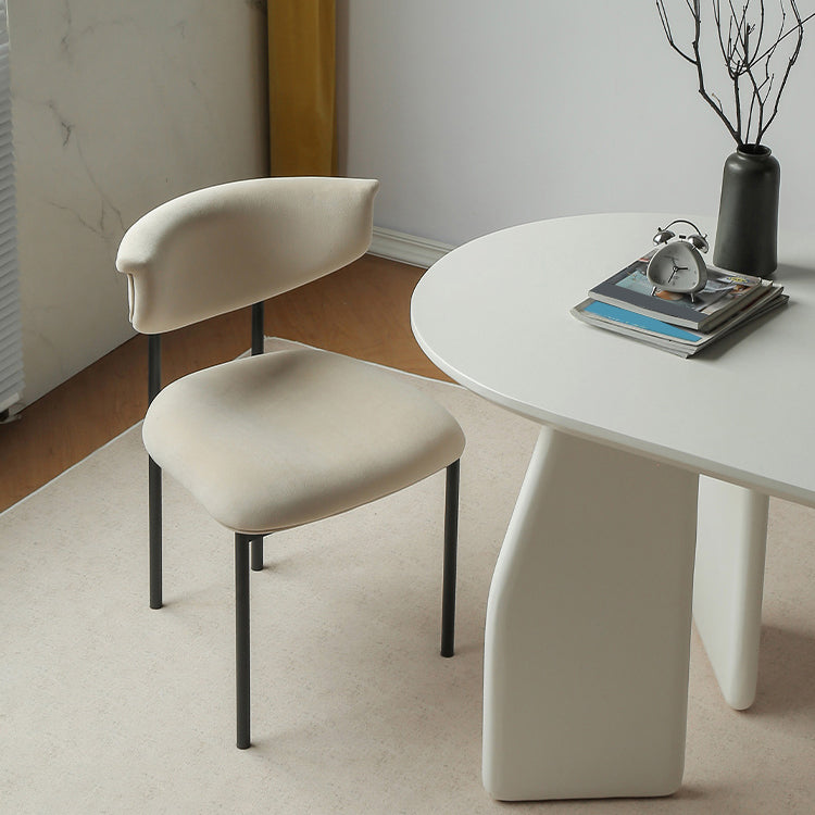 Zeitgenössische offene Back -Polster -Essneitenstuhl für Zuhause