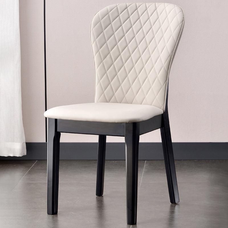 Glam -stijl lederen Parsons rug houten benen eetkamerstoel