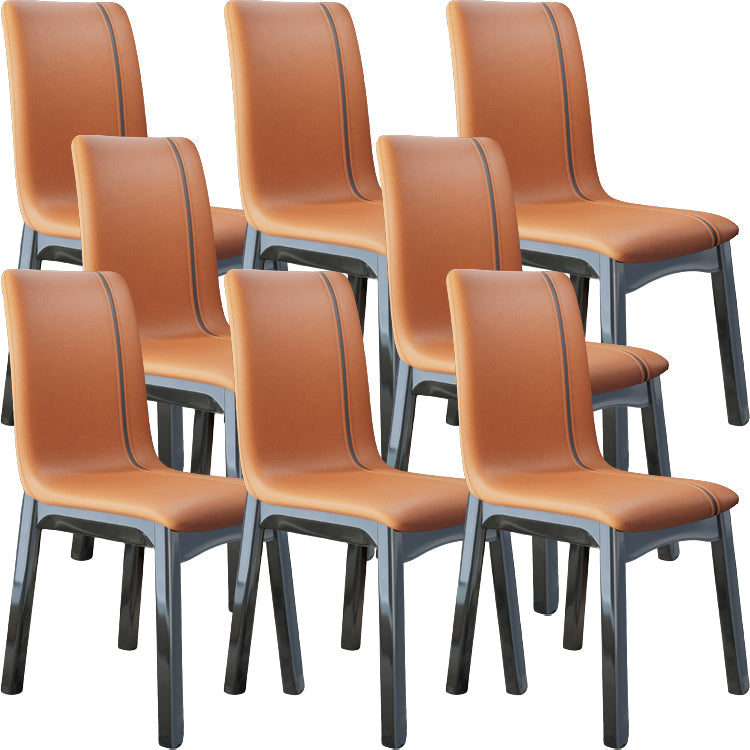 Glam -stijl lederen Parsons rug houten benen eetkamerstoel