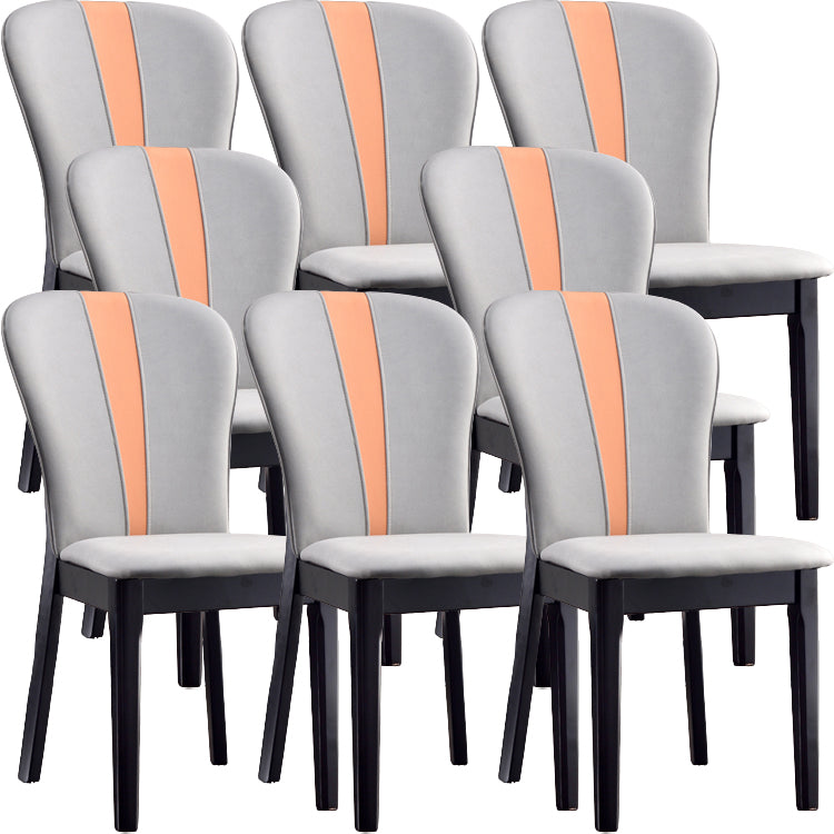 Glam -stijl lederen Parsons rug houten benen eetkamerstoel