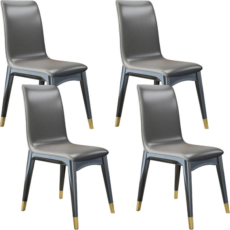 Glam -stijl lederen Parsons rug houten benen eetkamerstoel