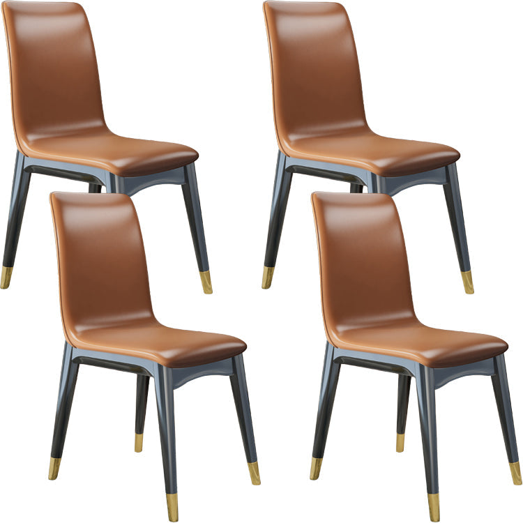 Glam -stijl lederen Parsons rug houten benen eetkamerstoel