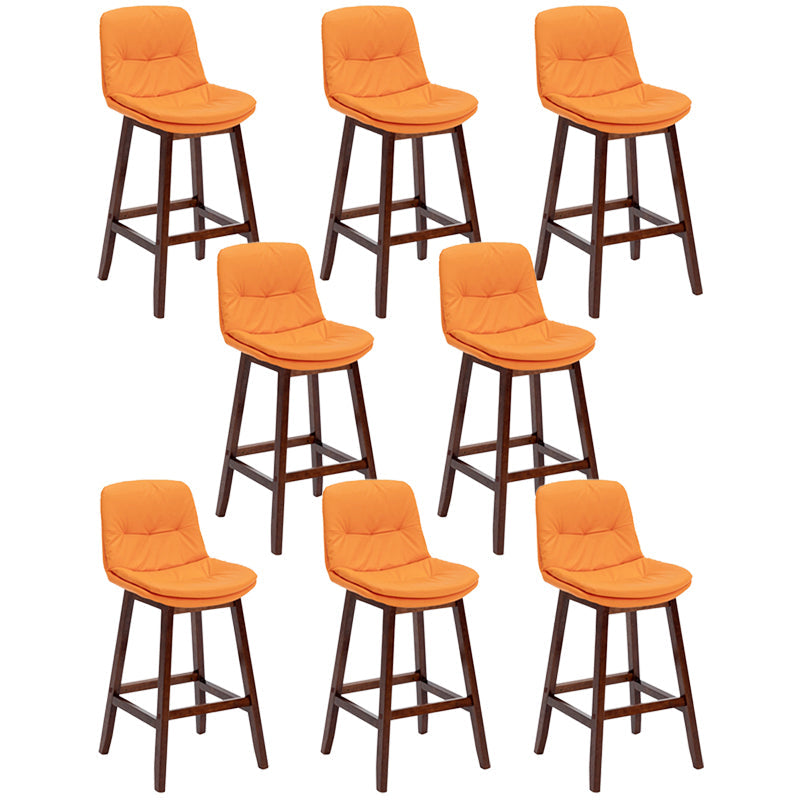 Pignes en bois massif contemporain tabourets de comptoir en faux cuir avec repose-pieds