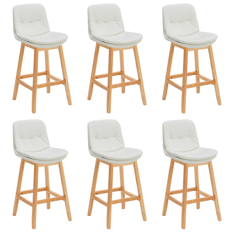 Pignes en bois massif contemporain tabourets de comptoir en faux cuir avec repose-pieds