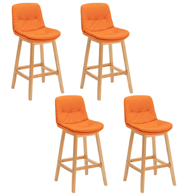 Pignes en bois massif contemporain tabourets de comptoir en faux cuir avec repose-pieds