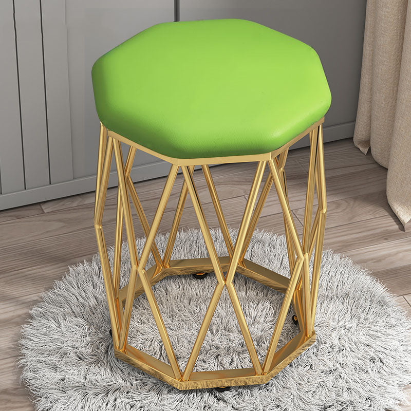 Moderne osmanische Kunstleder wasserfeste Sechskantoktomane mit Metallbein