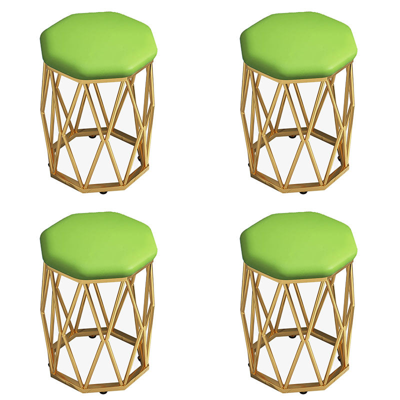 Moderne osmanische Kunstleder wasserfeste Sechskantoktomane mit Metallbein