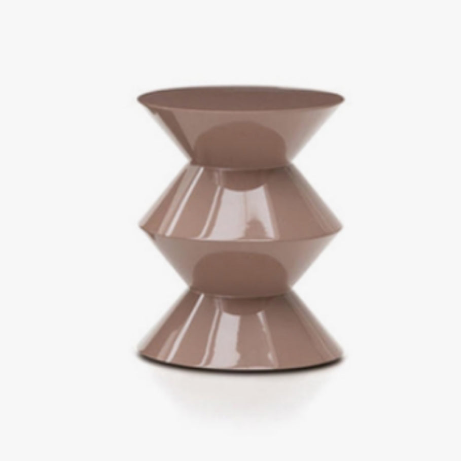 No Distressing Plastic Pedestal Modern Round 1 Coffee Table for Bedroom 14"L x 14"W x 22"H Khaki Clearhalo 'Coffee & Accent Tables' 'Coffee Tables' 'coffee_tables' 'furn' 'furn_coffee_tables' 'Furniture' 'Living Room Furniture' 7741089