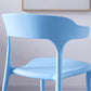 Zeitgenössischer Indoor-Außen-Plastik Open Back Stapel Dining Side Stuhl