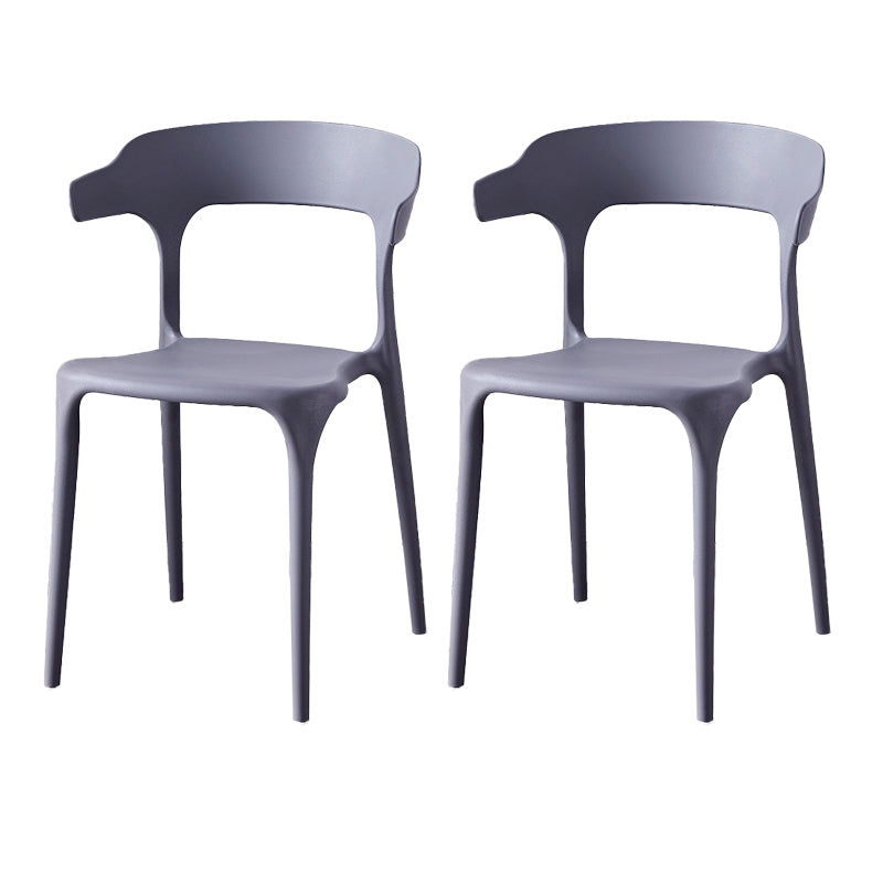 Zeitgenössischer Indoor-Außen-Plastik Open Back Stapel Dining Side Stuhl