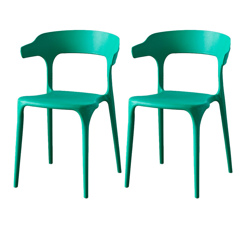 Zeitgenössischer Indoor-Außen-Plastik Open Back Stapel Dining Side Stuhl