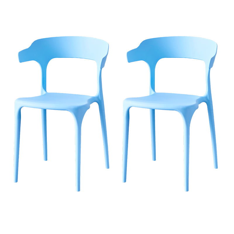 Zeitgenössischer Indoor-Außen-Plastik Open Back Stapel Dining Side Stuhl