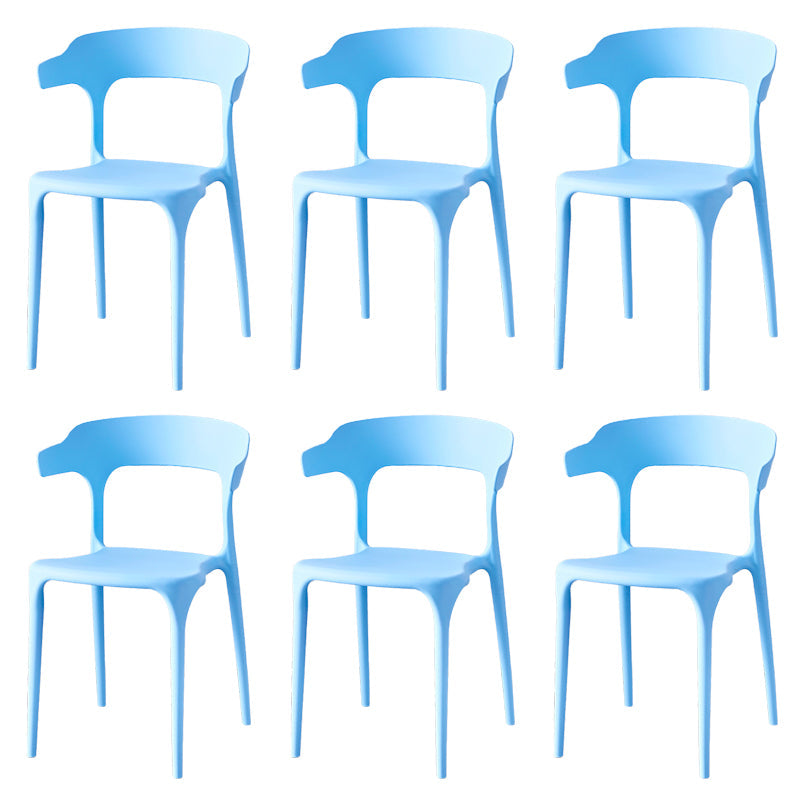 Zeitgenössischer Indoor-Außen-Plastik Open Back Stapel Dining Side Stuhl