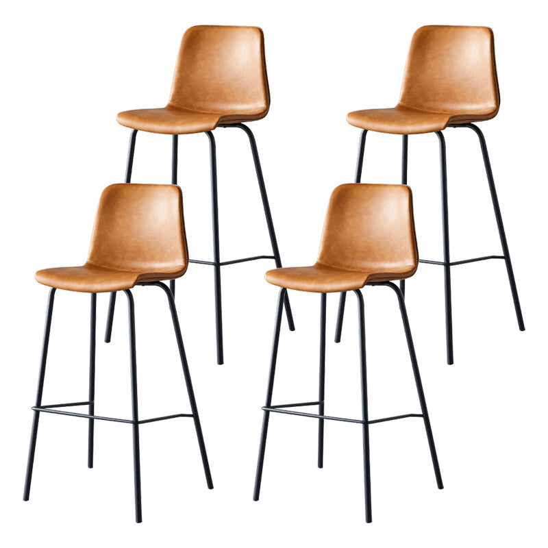 Sgabello da bar in pelle posteriore bassista in stile contemporaneo con gambe metalliche