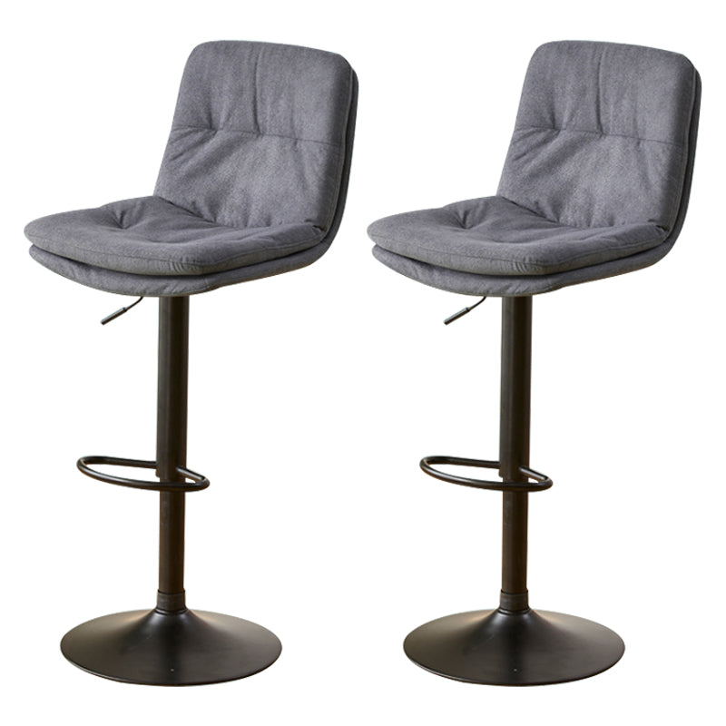 Style moderne tabouret de bar rembourré à réglage rotatif avec des jambes en métal