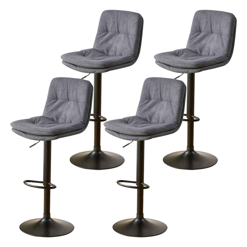 Style moderne tabouret de bar rembourré à réglage rotatif avec des jambes en métal