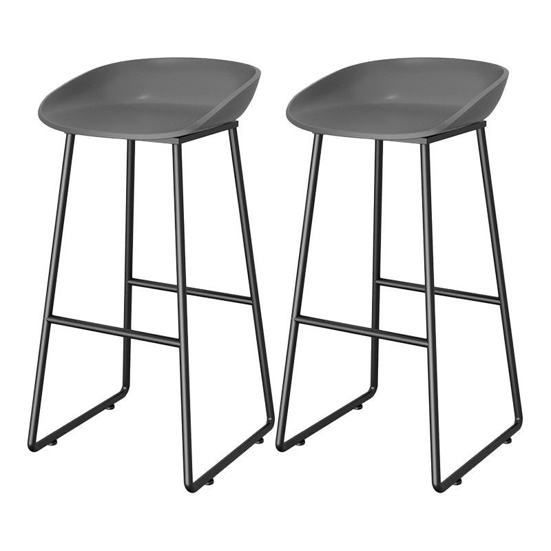 Contemporary Plastic Backrest Counter High Stool with Black Metal Base Grey 2 Piece Set Clearhalo 'Bar Furniture' 'Bar Stools' 'bar_stools' 'furn' 'furn_bar_stools' 'Furniture' 'Kitchen & Dining Furniture' 7748727