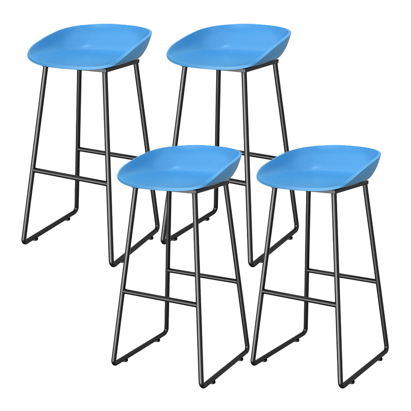 Contemporary Plastic Backrest Counter High Stool with Black Metal Base Blue 4 Piece Set Clearhalo 'Bar Furniture' 'Bar Stools' 'bar_stools' 'furn' 'furn_bar_stools' 'Furniture' 'Kitchen & Dining Furniture' 7748748