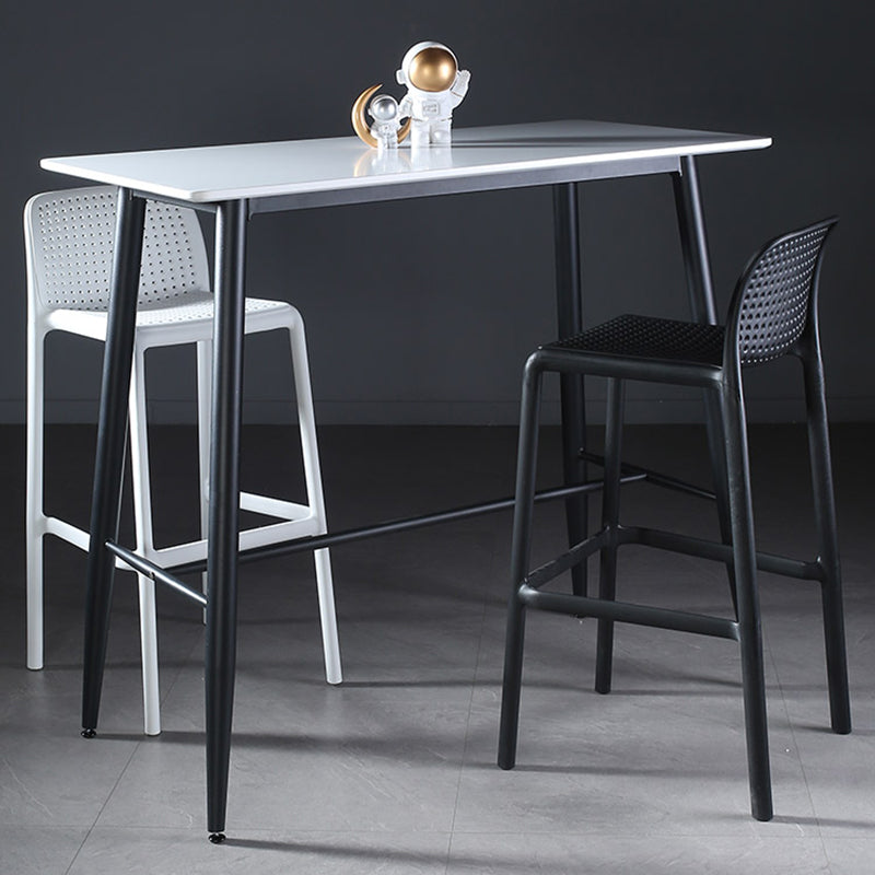 Indoor Modern Rectangle Trestle Bar Dining Table with Metal Legs Clearhalo 'Bar Furniture' 'Bar Tables' 'bar_tables' 'furn' 'furn_bar_tables' 'Furniture' 'Kitchen & Dining Furniture' 7749112
