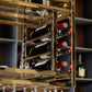 Porta del vino sospeso in metallo da cucina con supporto di vetro e scaffale