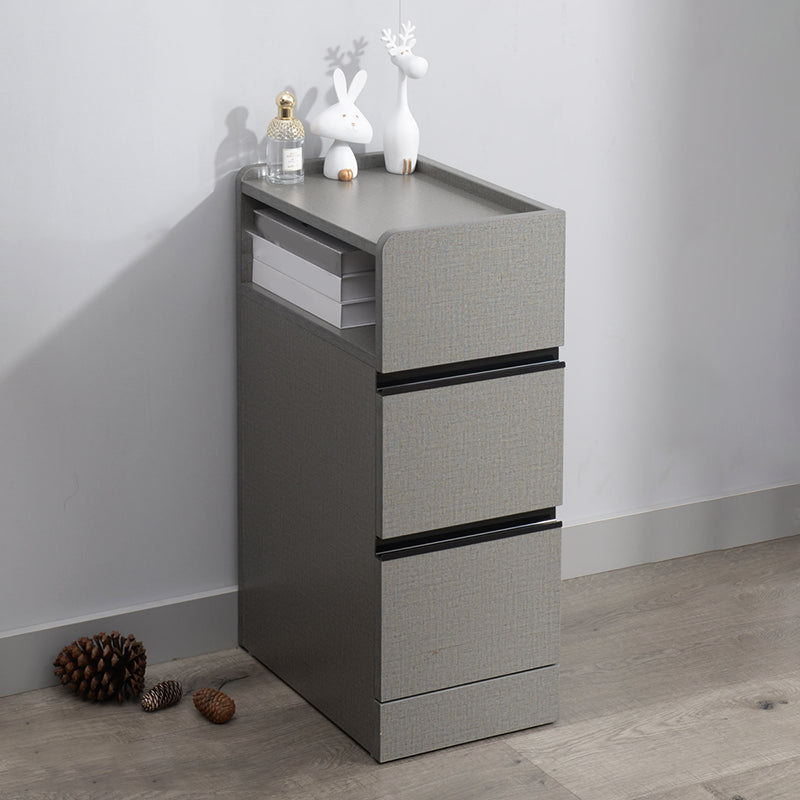 スカンジナビアのアクセントテーブルナイトスタンド25.5 "2つの引き出しがあります