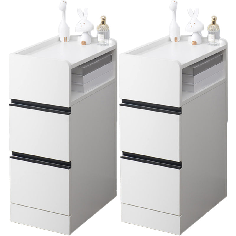 スカンジナビアのアクセントテーブルナイトスタンド25.5 "2つの引き出しがあります