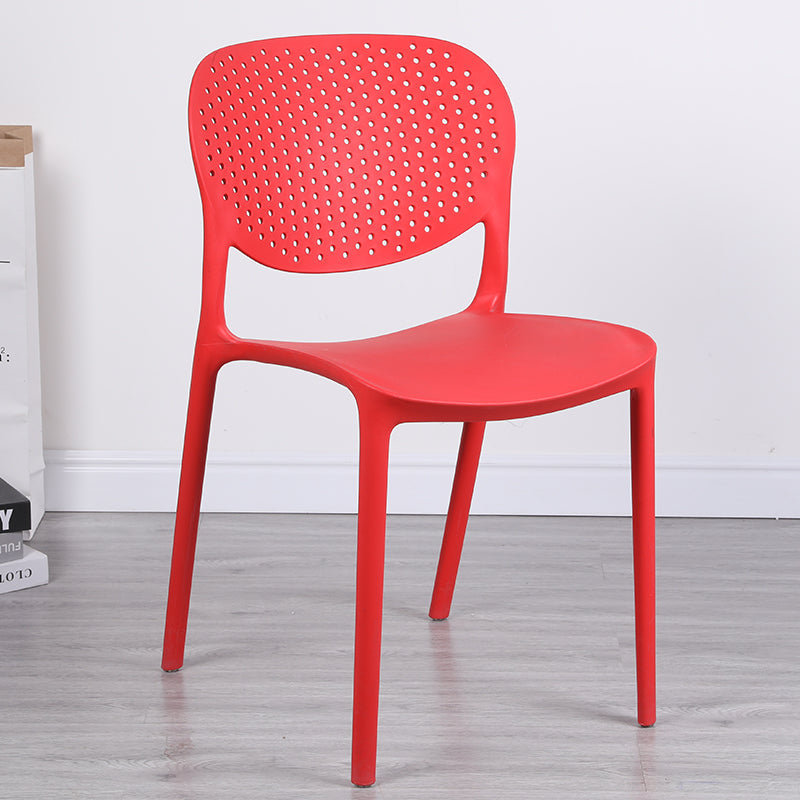Chaise latéral d'empilement en plastique de style moderne