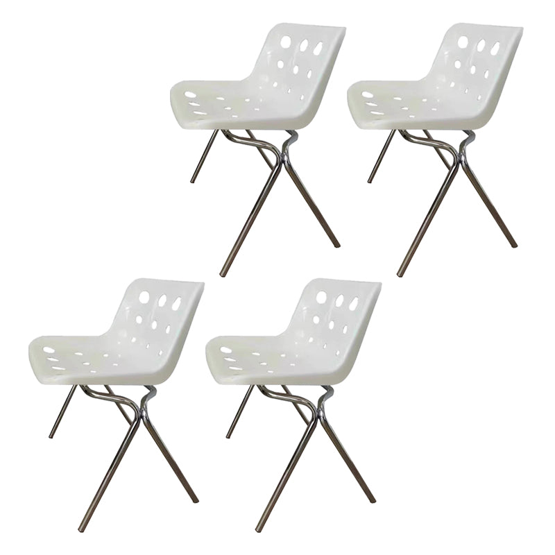 Chaise latéral d'empilement en plastique de style moderne chaise sans bras avec des jambes chromées