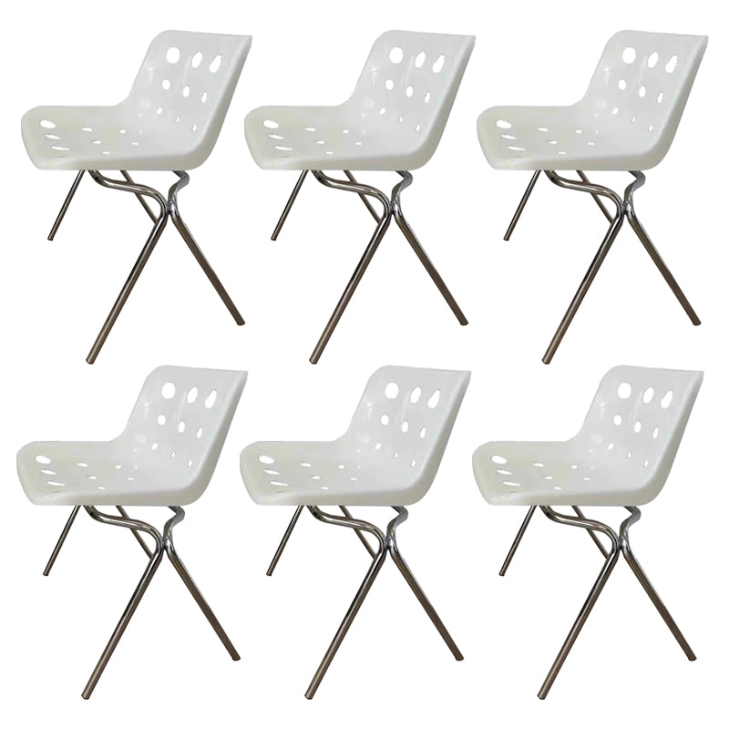 Chaise latéral d'empilement en plastique de style moderne chaise sans bras avec des jambes chromées