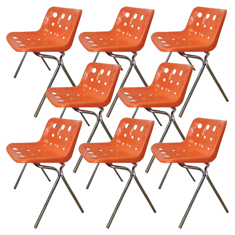 Chaise latéral d'empilement en plastique de style moderne chaise sans bras avec des jambes chromées