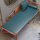 Chaise longue tradizionale marrone con braccioli in legno con braccioli rotondi per camera da letto, soggiorno
