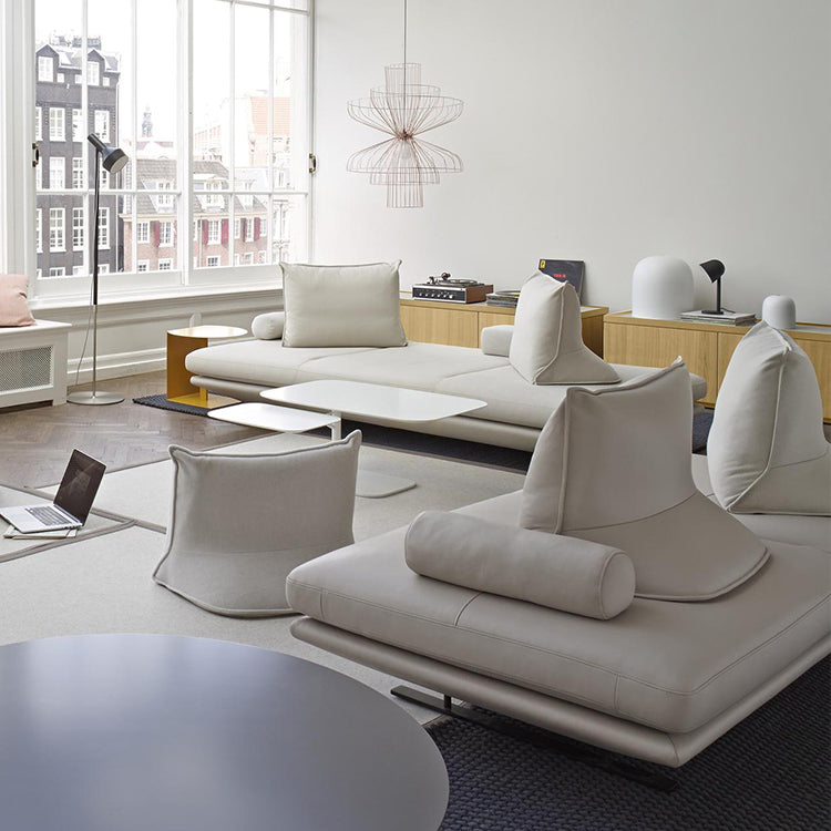 Contemporary Upholstered Solid Color Lounge Chair with Metal Legs Clearhalo 'Chairs & Seating' 'Chaise Lounge' 'chaise_lounge' 'furn' 'furn_chaise_lounge' 'Furniture' 'Living Room Furniture' 7762380