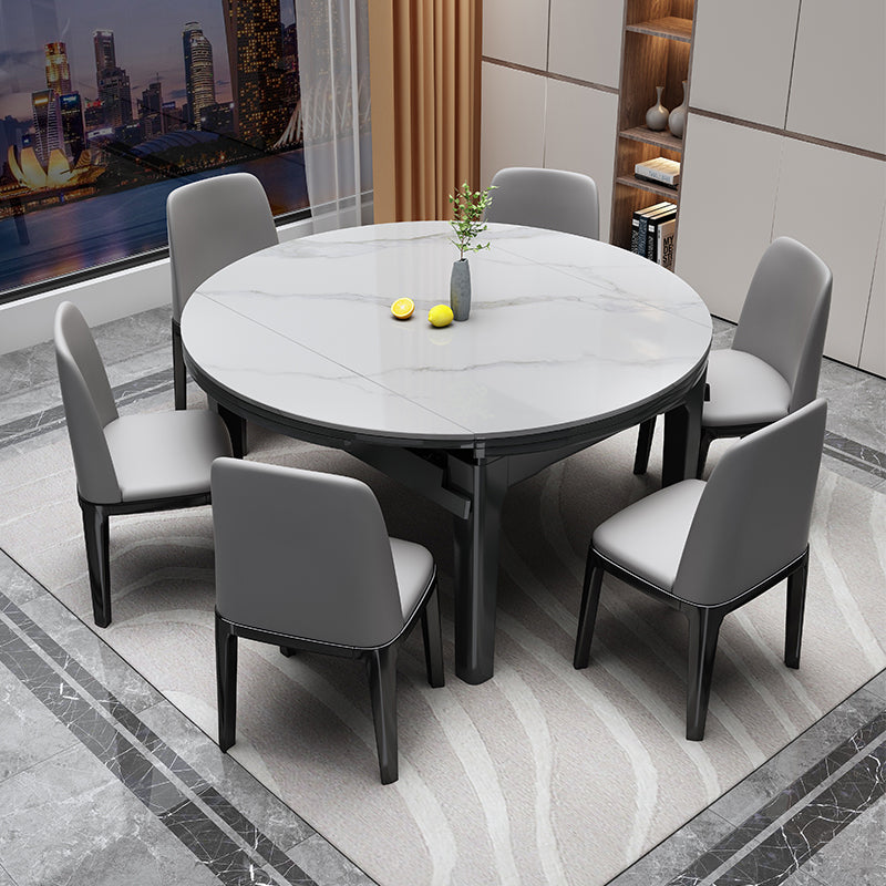 7枚の焼結された石と無垢材のダイニングルームの家具セット