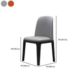 7枚の焼結された石と無垢材のダイニングルームの家具セット