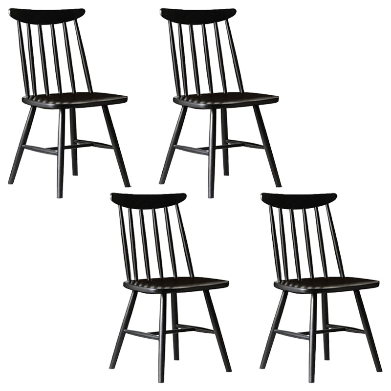 Sedia da pranzo in legno massiccio contemporaneo.