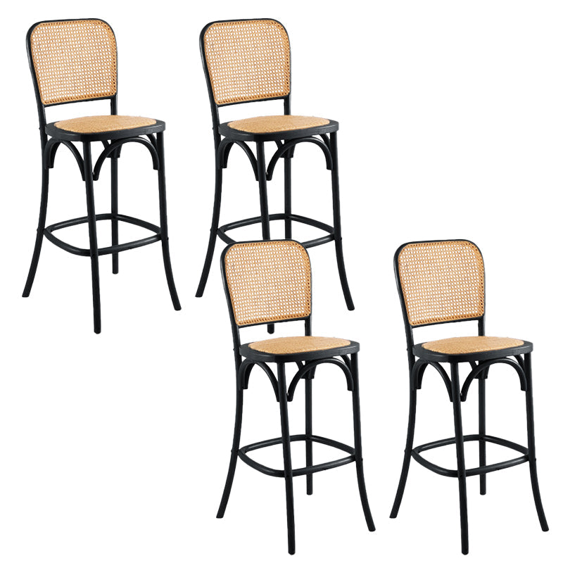 Eigentijdse 45 "Hoogte Backlest massief hout en Rattan Teller ontlasting