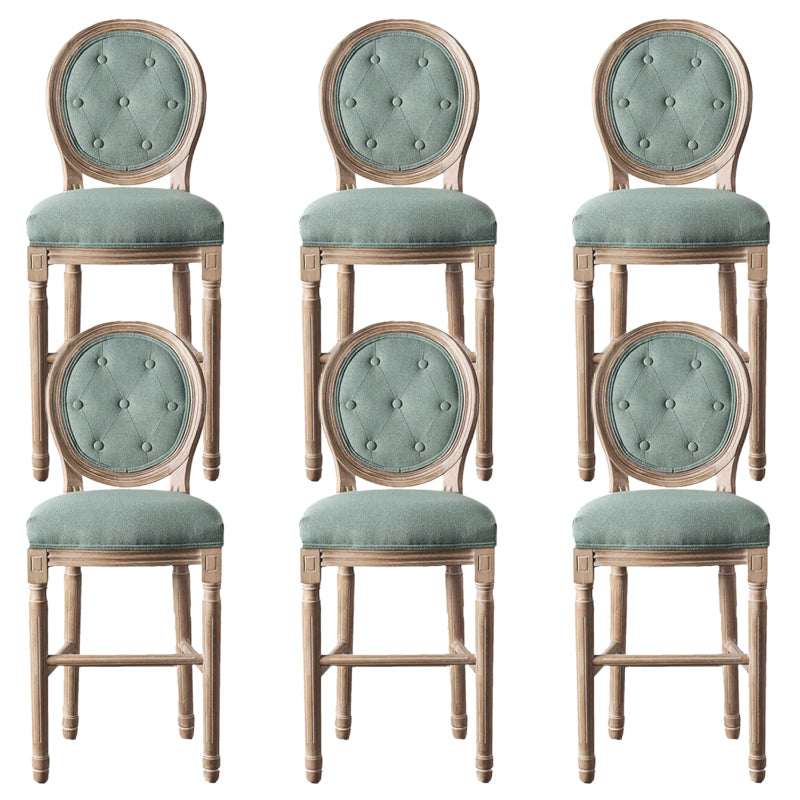 Volledige rug gestoffeerde armloze barkruk met massief houtbasis