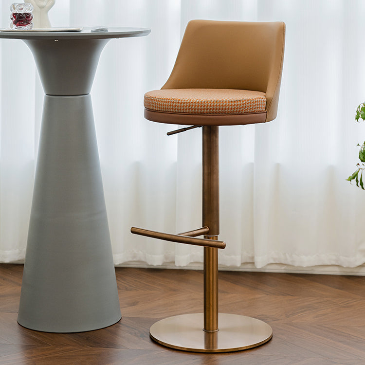 GLAMスタイル調整可能なスイベル布張りの布張りのバースツールと金属脚