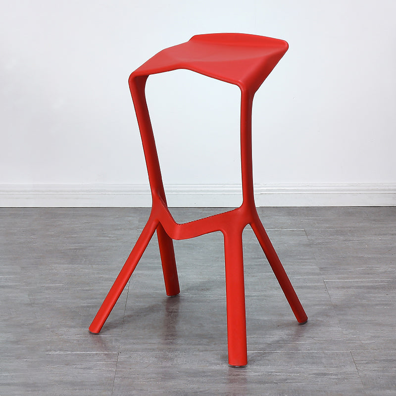 Contemporary Style Backless Plastic Stackable Bar Stool for Home Red 1 Piece Clearhalo 'Bar Furniture' 'Bar Stools' 'bar_stools' 'furn' 'furn_bar_stools' 'Furniture' 'Kitchen & Dining Furniture' 7763800