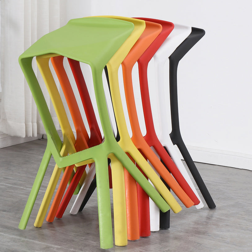 Contemporary Style Backless Plastic Stackable Bar Stool for Home Clearhalo 'Bar Furniture' 'Bar Stools' 'bar_stools' 'furn' 'furn_bar_stools' 'Furniture' 'Kitchen & Dining Furniture' 7763806