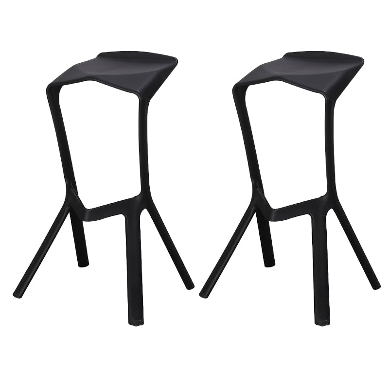 Contemporary Style Backless Plastic Stackable Bar Stool for Home Black 2 Piece Set Clearhalo 'Bar Furniture' 'Bar Stools' 'bar_stools' 'furn' 'furn_bar_stools' 'Furniture' 'Kitchen & Dining Furniture' 7763810
