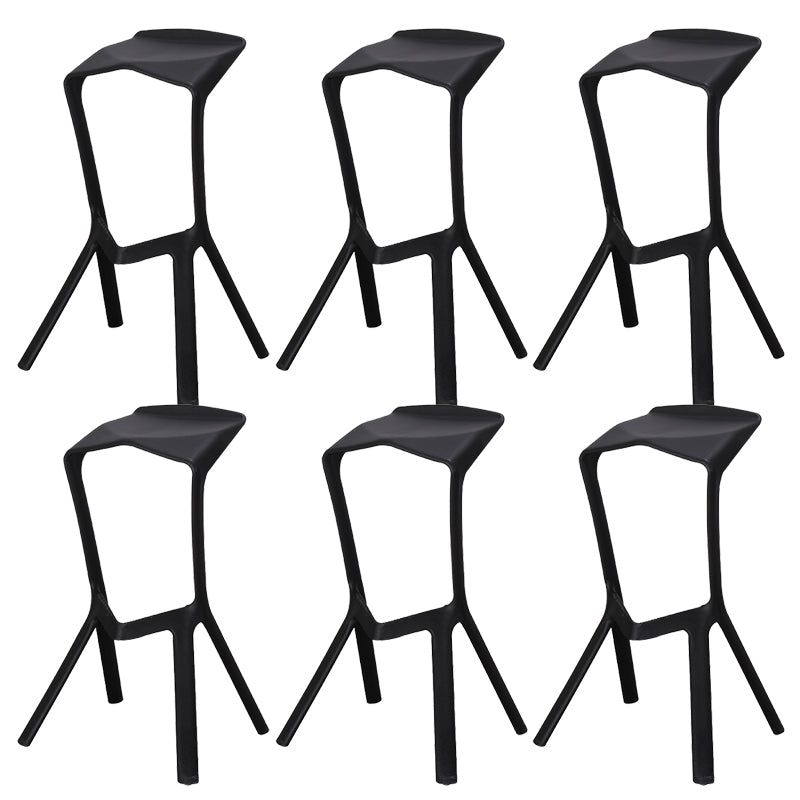 Contemporary Style Backless Plastic Stackable Bar Stool for Home Black 6 Piece Set Clearhalo 'Bar Furniture' 'Bar Stools' 'bar_stools' 'furn' 'furn_bar_stools' 'Furniture' 'Kitchen & Dining Furniture' 7763812