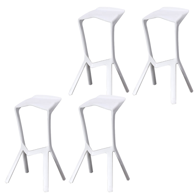 Contemporary Style Backless Plastic Stackable Bar Stool for Home White 4 Piece Set Clearhalo 'Bar Furniture' 'Bar Stools' 'bar_stools' 'furn' 'furn_bar_stools' 'Furniture' 'Kitchen & Dining Furniture' 7763816