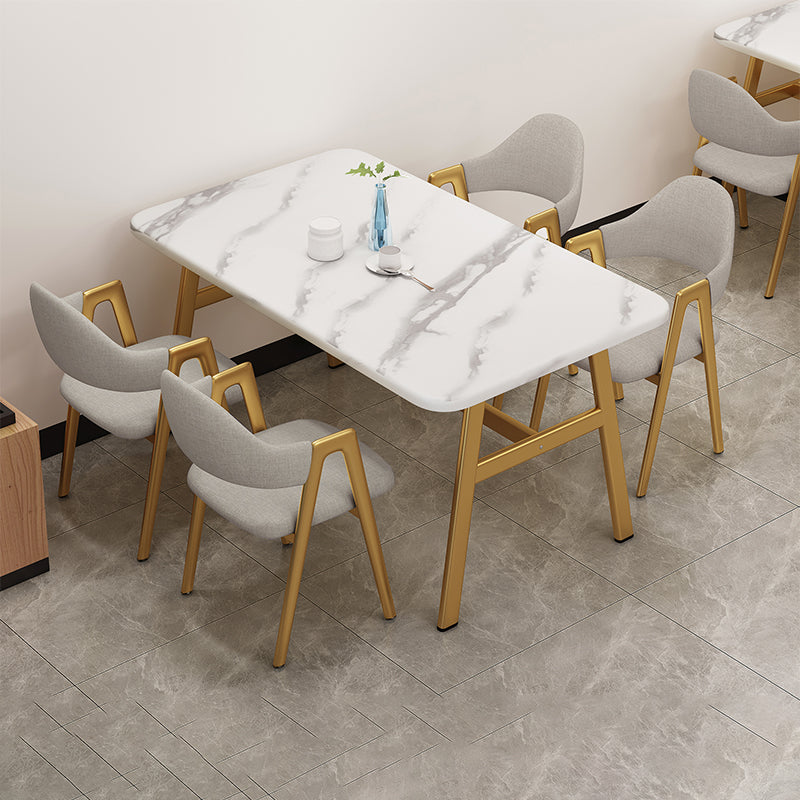 製造された木製のダイニングテーブルとパッド入り椅子を備えた5 PCSダイネットセット