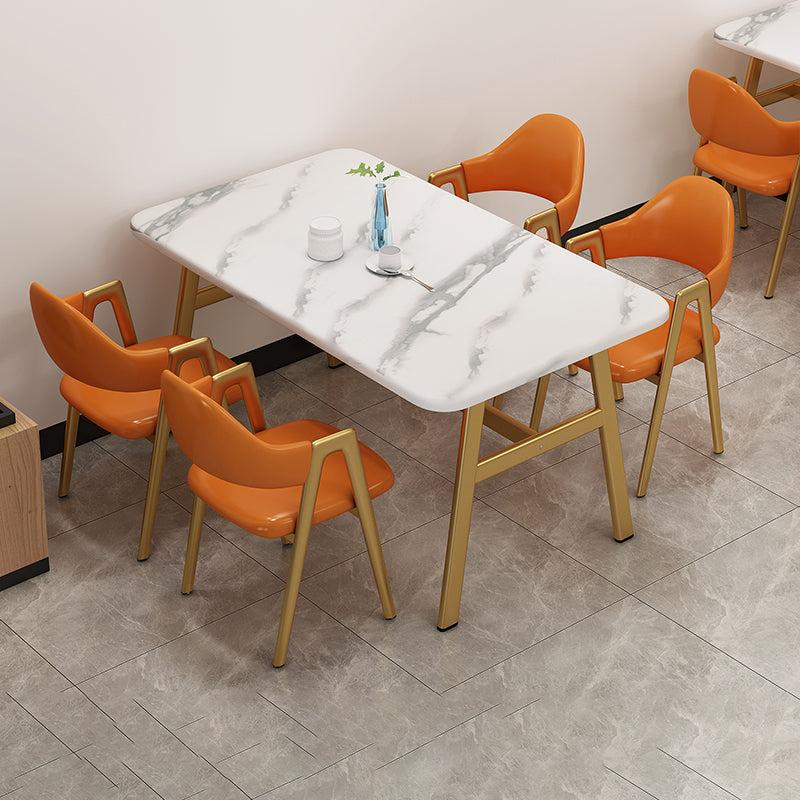 製造された木製のダイニングテーブルとパッド入り椅子を備えた5 PCSダイネットセット